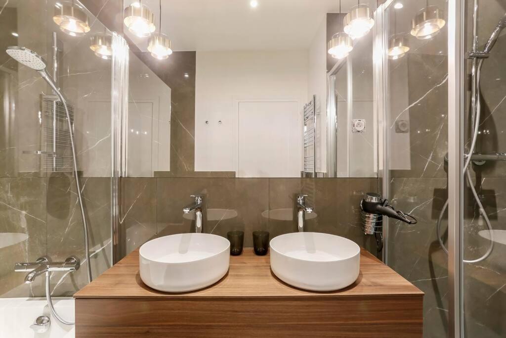Modern 2 Bedrooms Near Louvre Párizs Kültér fotó