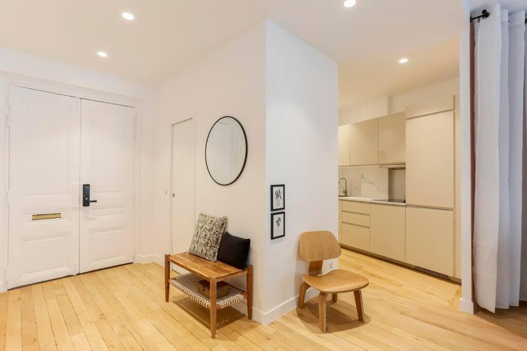 Modern 2 Bedrooms Near Louvre Párizs Kültér fotó