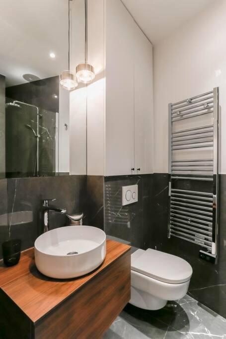 Modern 2 Bedrooms Near Louvre Párizs Kültér fotó