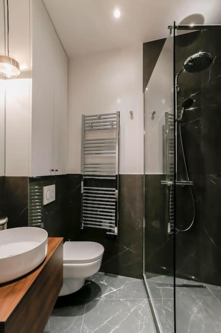Modern 2 Bedrooms Near Louvre Párizs Kültér fotó